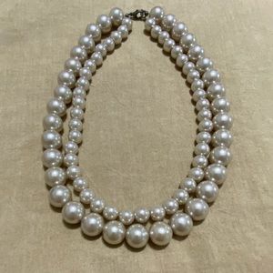 Double row pearl necklace